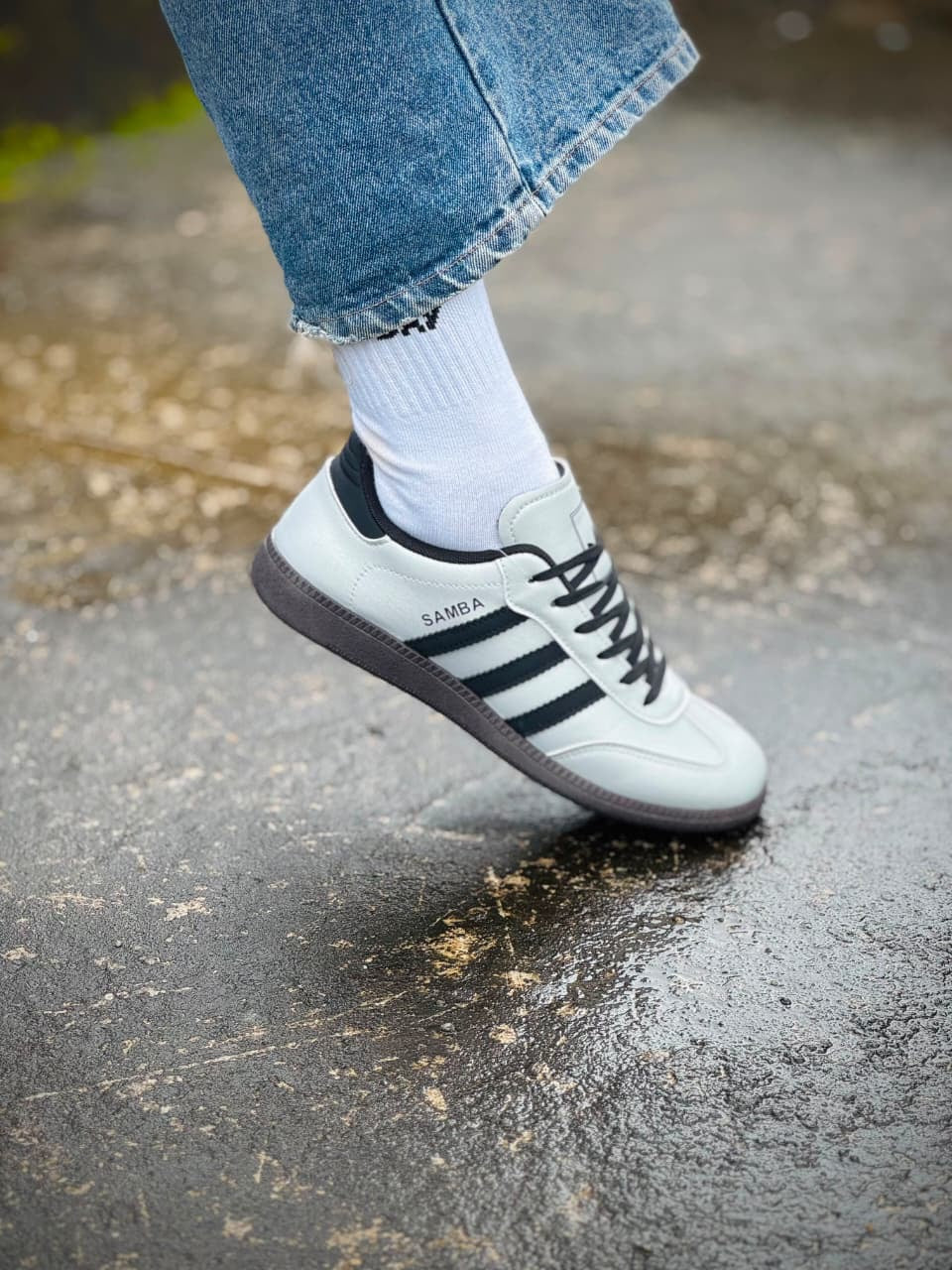 Adidas Samba OG “White/Core Black/Grey” (Gum Sole)