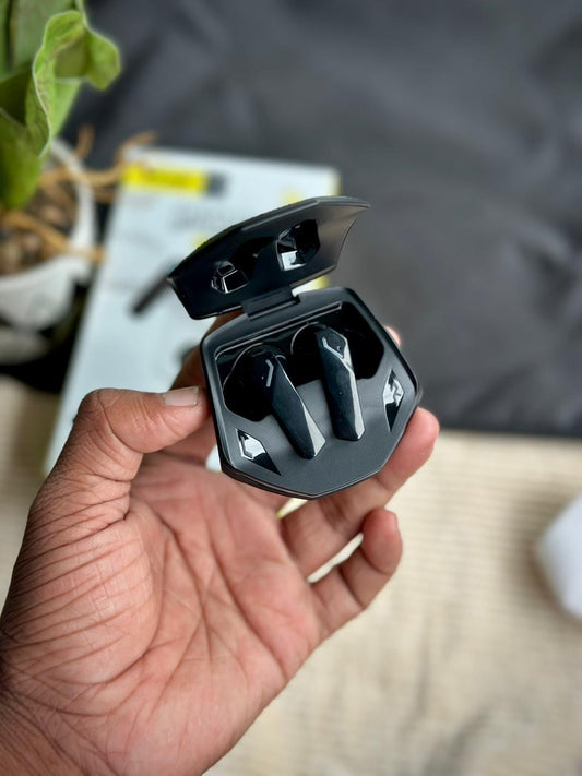 Hitage Batman Series TWS-677 – True Wireless Gaming Earbuds