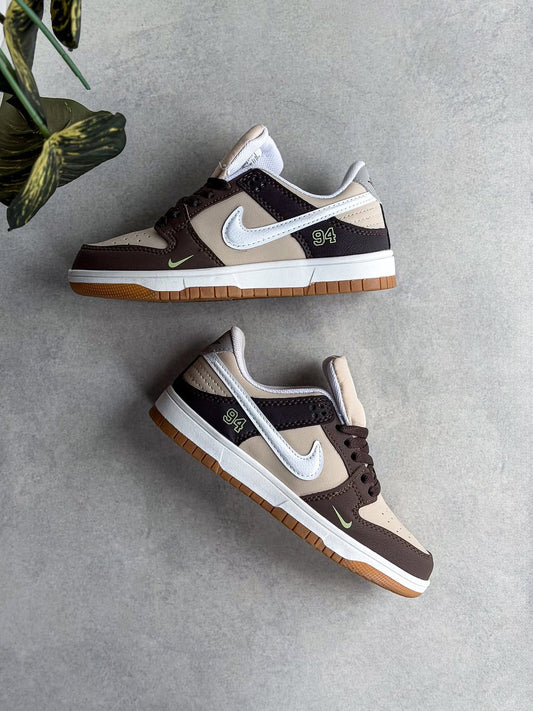 Nike Dunk Low "94 Edition" – Brown / Beige / Gum