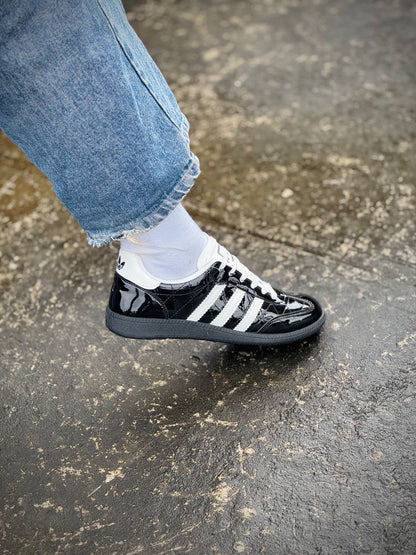 Adidas Samba OG “White/Core Black/Grey” (Gum Sole)