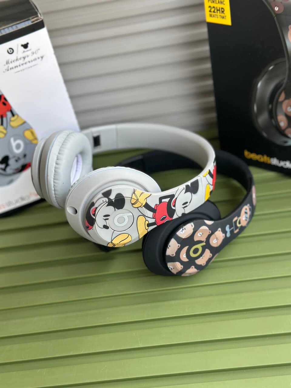 Beats Studio3 Wireless — Mickey's 90th Anniversary Special Edition