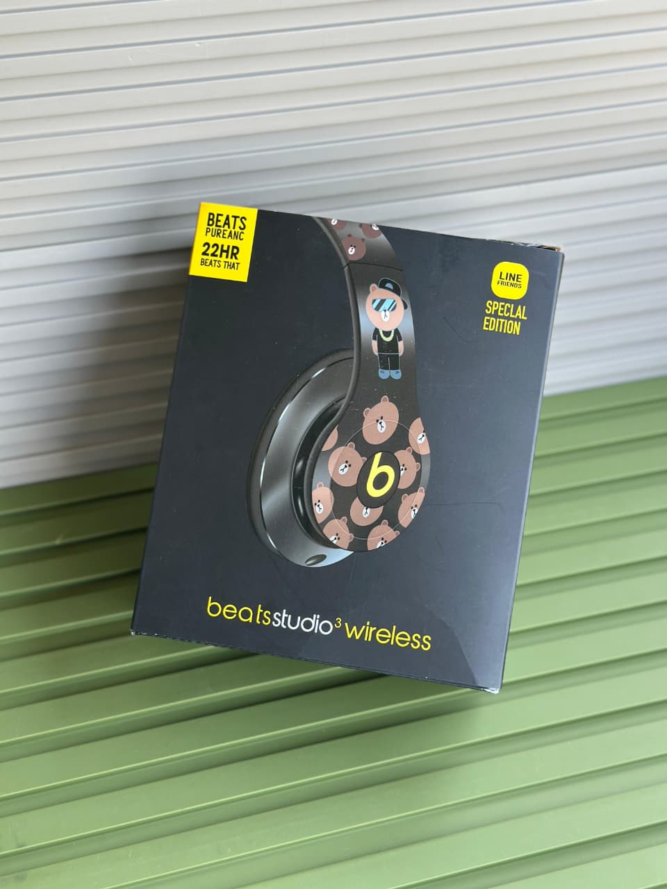 Beats Studio3 Wireless — Mickey's 90th Anniversary Special Edition