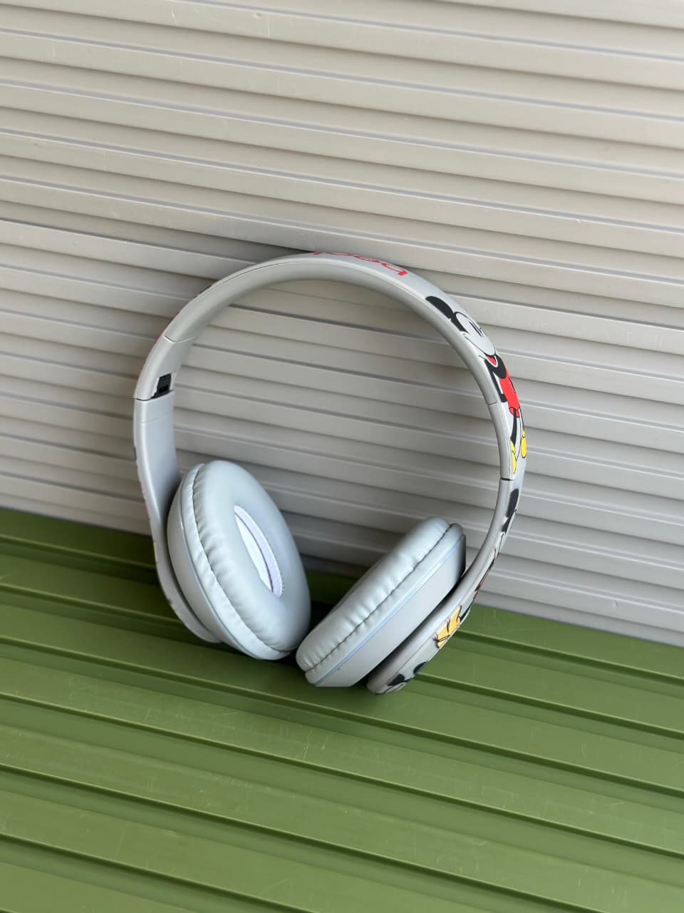 Beats Studio3 Wireless — Mickey's 90th Anniversary Special Edition