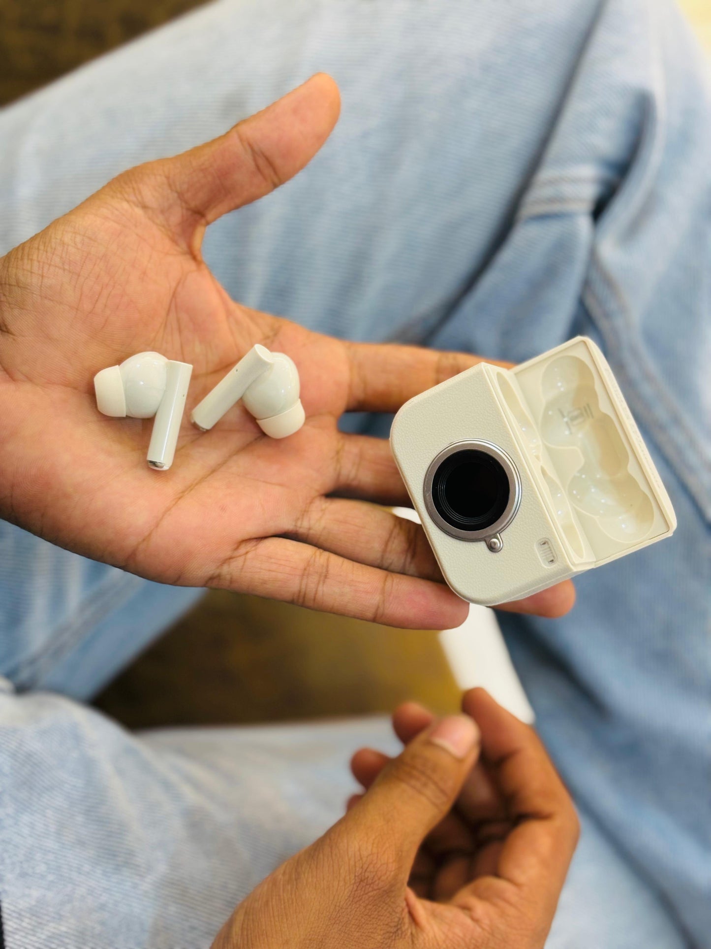 Retro Vibes, Modern Sound: CYXG TWS Wireless Earbuds