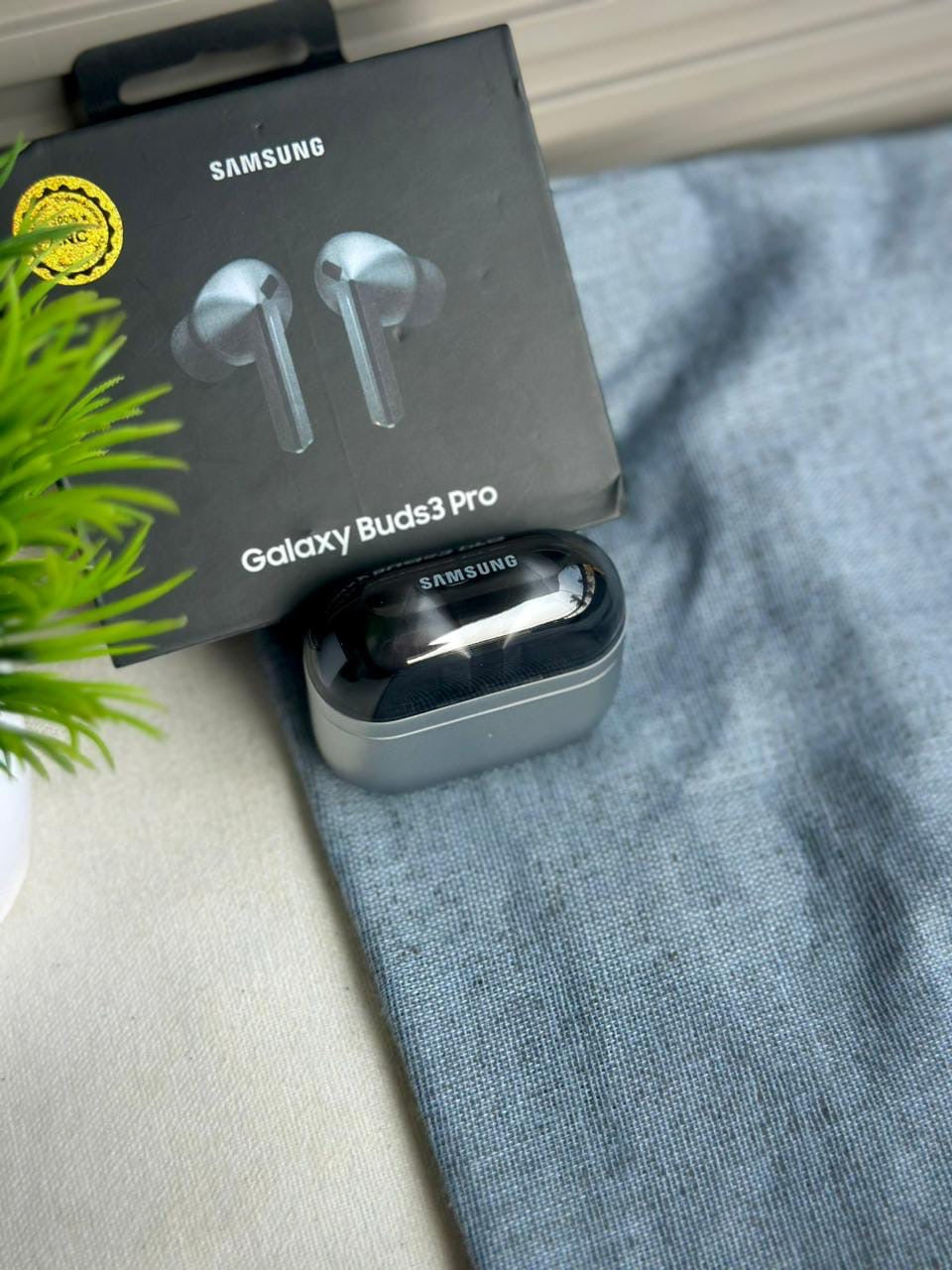 Samsung Galaxy Buds3 Pro – Premium Wireless Sound (Silver)