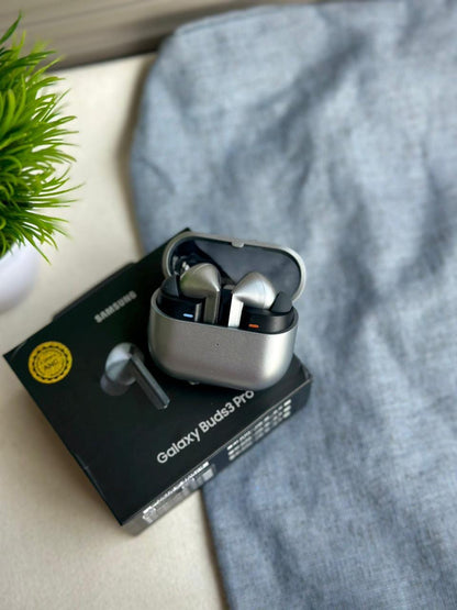 Samsung Galaxy Buds3 Pro – Premium Wireless Sound (Silver)